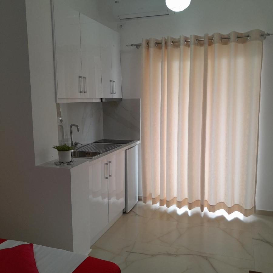 Denni’s Home Sarandë Eksteriør bilde