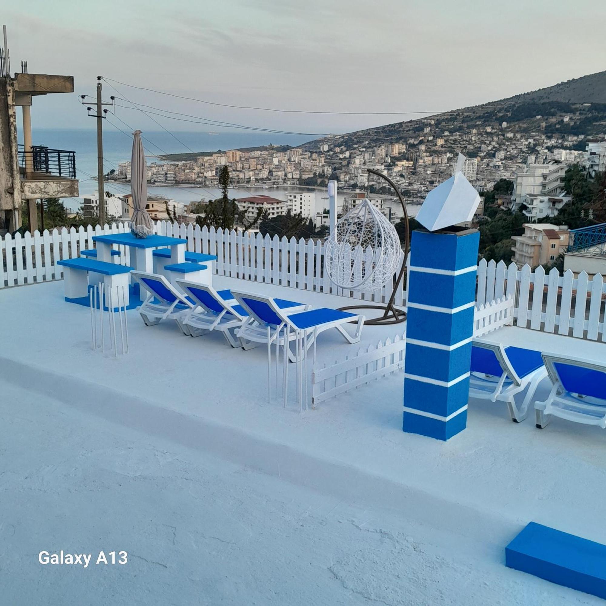 Denni’s Home Sarandë Eksteriør bilde
